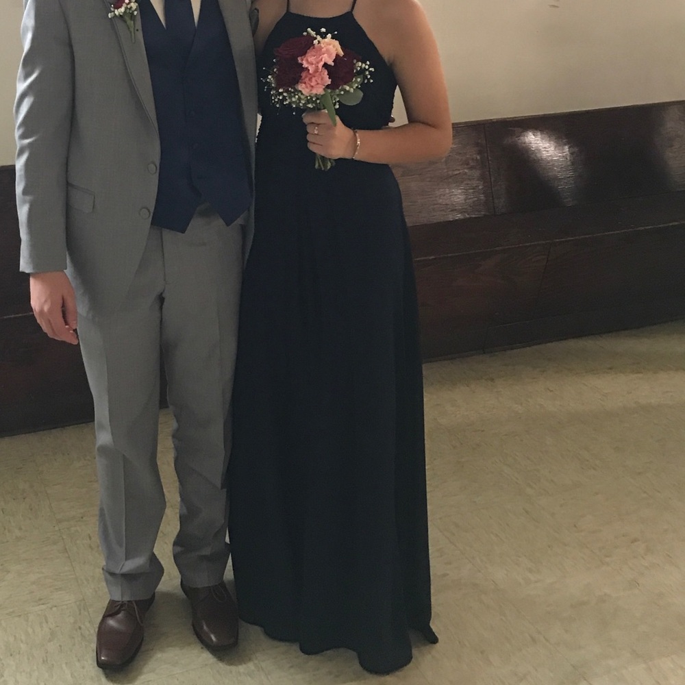 Dress - Picture 6 of 7